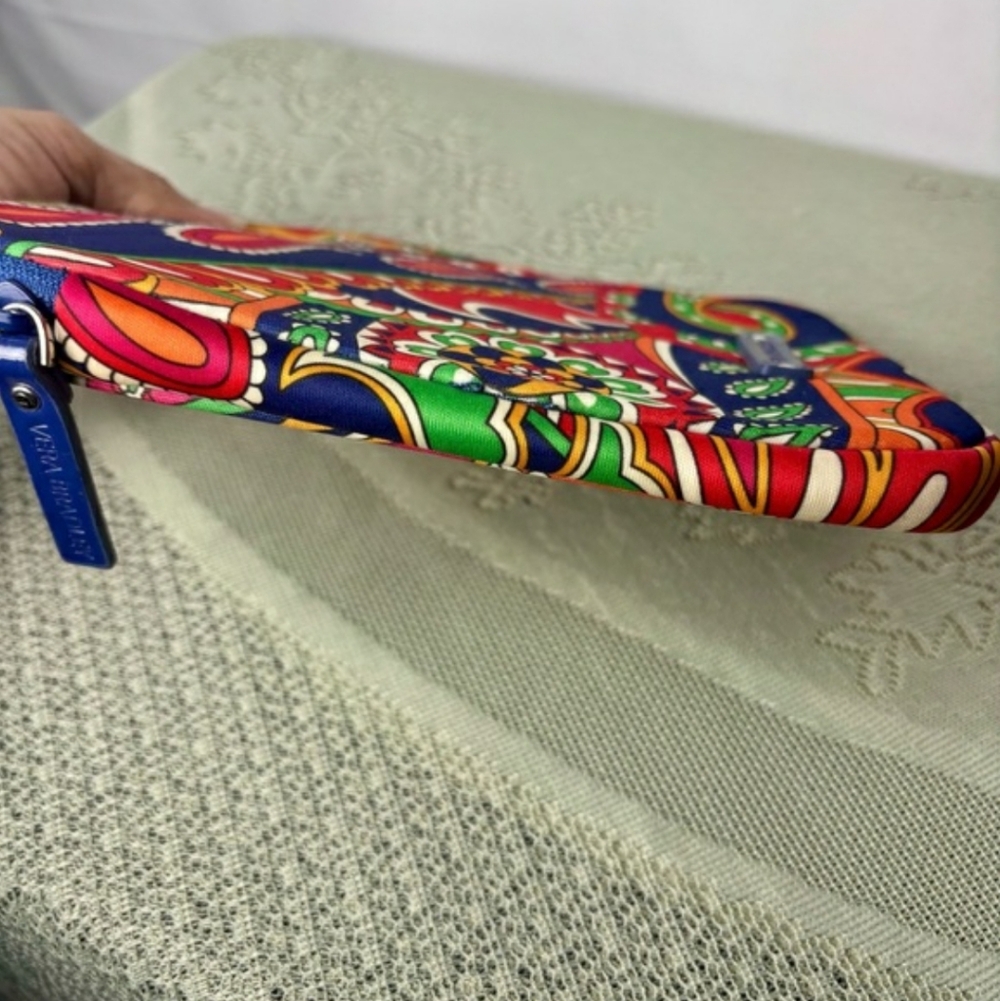 Vera Bradley Paisley Multicolor Paisley Tablet Case Holder - Picture 9 of 16